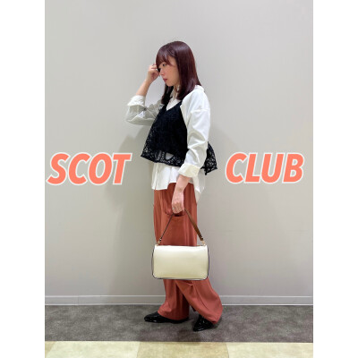 ビスチェが目を惹く春のお出かけコーデ🌷✨