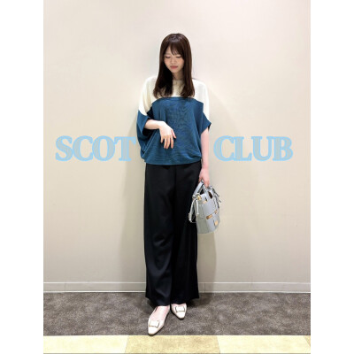バイカラードルマンニット×パンツのカジュアルスタイリング🩵✨
